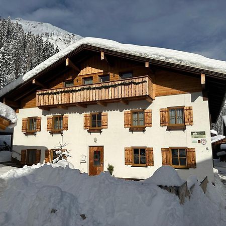 Bed and Breakfast Haus Walch à Elbigenalp Extérieur photo
